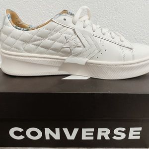 Men’s converses